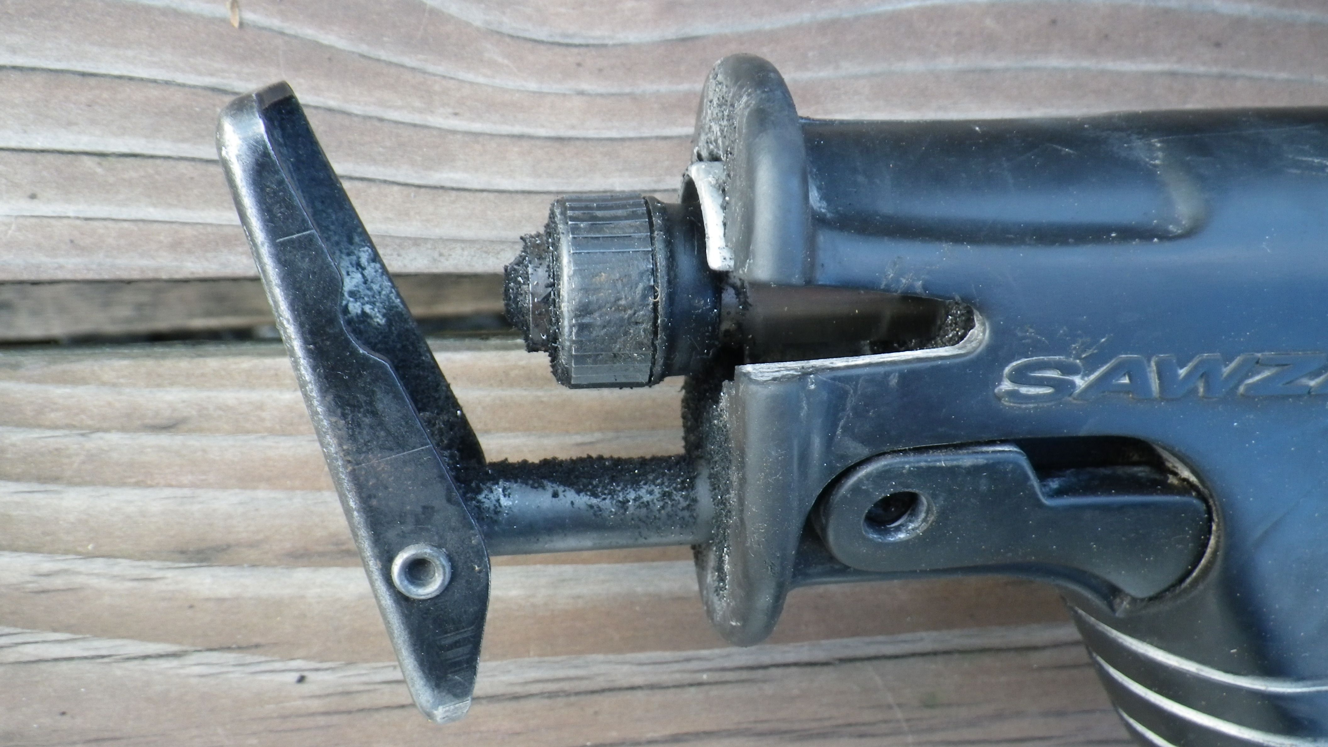 Example of an adjustable shoe on a reciprocating saw
